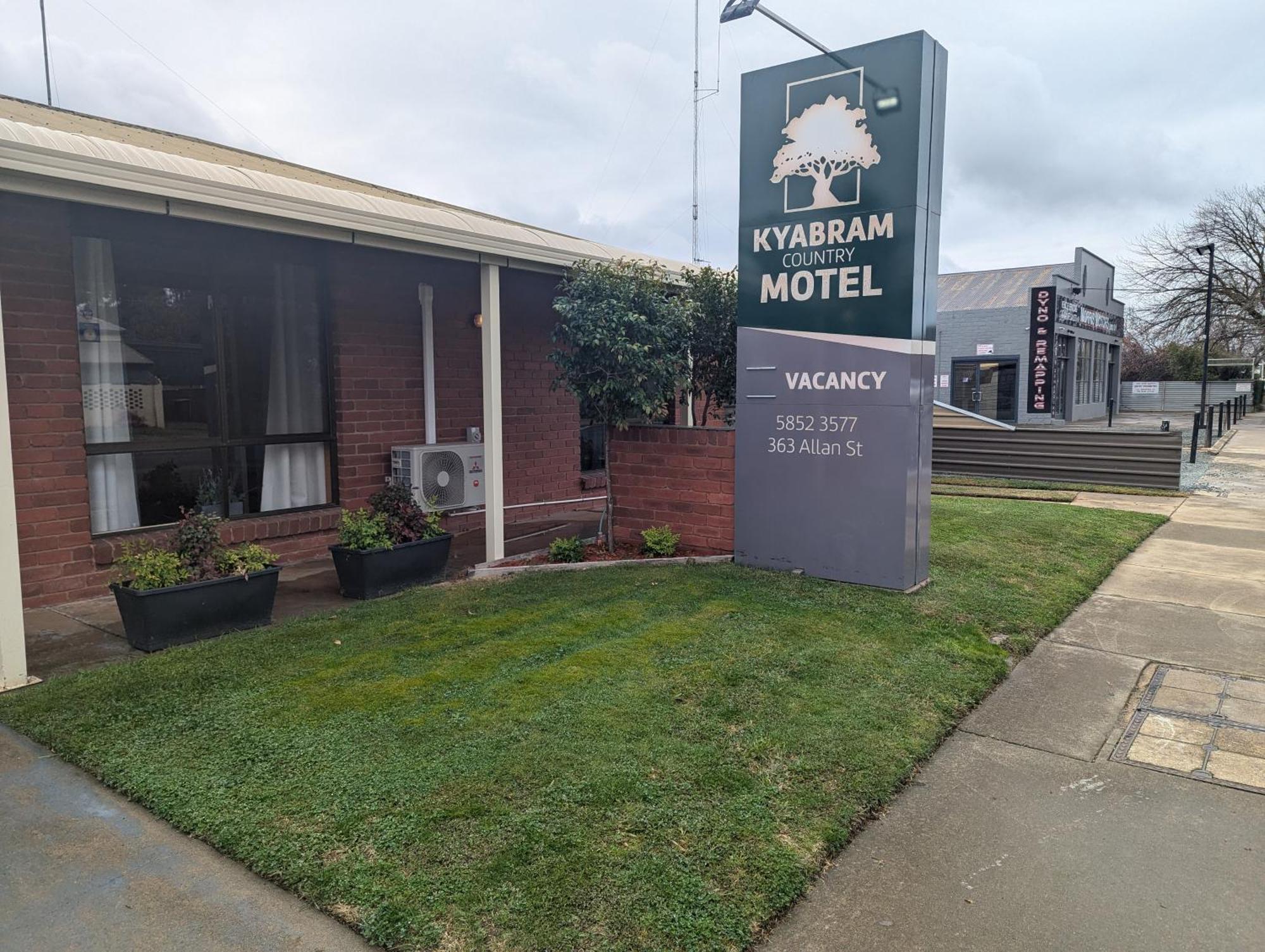 Kyabram Country Motel Екстериор снимка